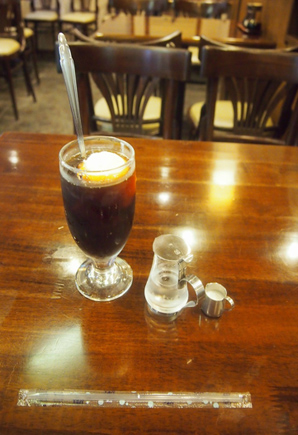 お食事処 老舗 鶴屋