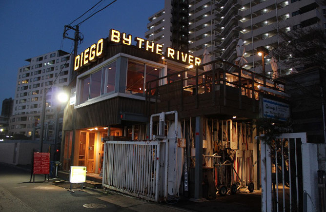 DIEGO BY THE RIVER （ディエゴ・バイ・ザ・リバー）