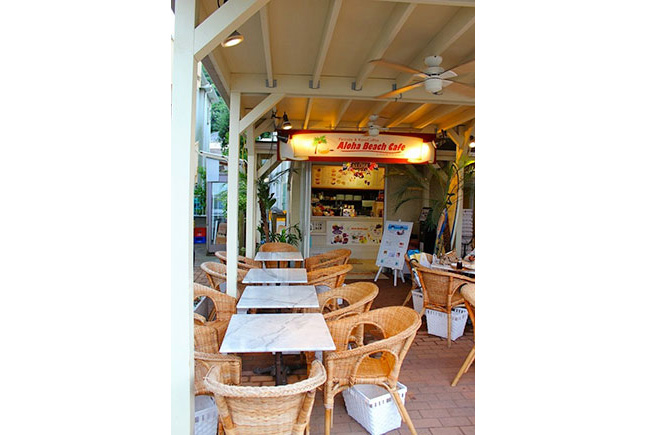Aloha Beach Cafe　-アロハビーチカフェ-