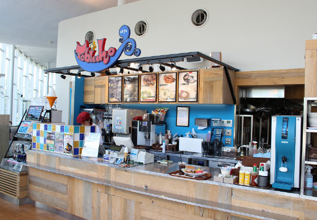 カフェ とびっちょ 江の島ヨットハーバー店