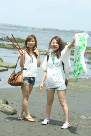 ファッションスナップ／第82回海さくらゴミ拾い